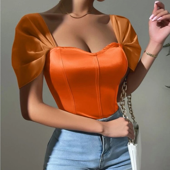 Luxe sweetheart neck satin bodysuit - Picture 12 of 15